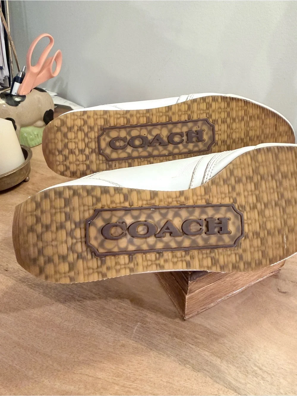 Coach White Leather Low-Top Sneakers with Silver Eyelets